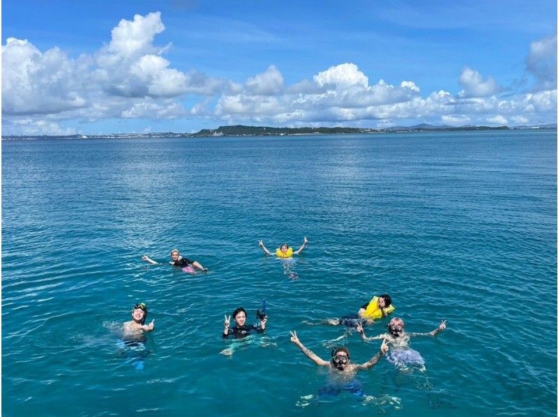 【沖縄本島・１日】ボートとジェットスキーで津堅島上陸　Marineパック  シュノーケル＆マリンスポーツ遊び放題プランの紹介画像