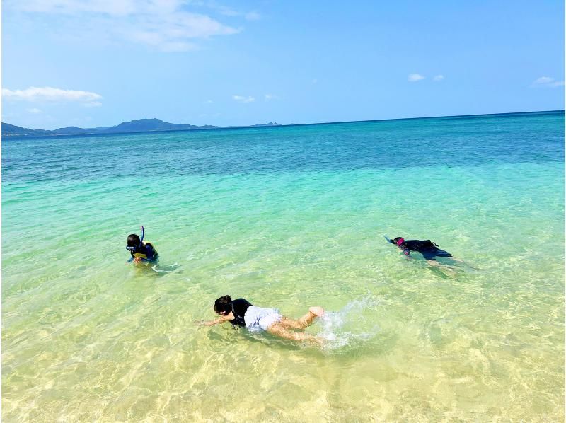 SALE！【沖縄・石垣島 プライベートビーチで行う貸切ツアー】シュノーケリング or クリアサップ（SUP）お選びください♪の紹介画像
