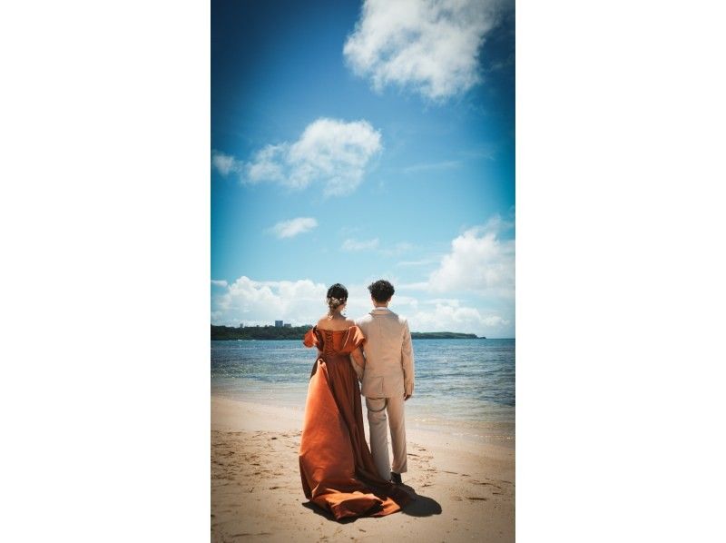 "SALE!" [Okinawa, Onna Village] Beach wedding photo ✳︎ 2-3 hour plan! All dresses and costume rentals included + 1 hour of shooting and all data gift!の紹介画像