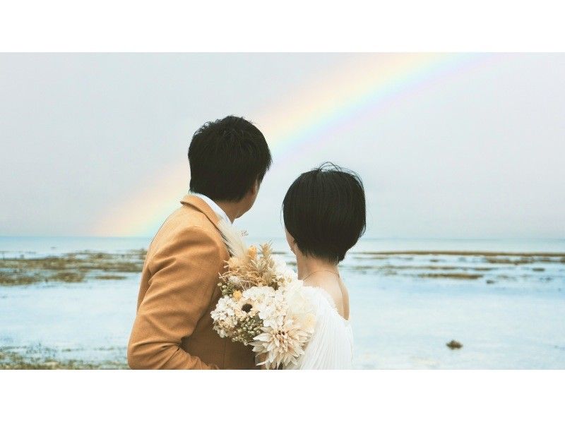 "SALE!" [Okinawa, Onna Village] Beach wedding photo ✳︎ 2-3 hour plan! All dresses and costume rentals included + 1 hour of shooting and all data gift!の紹介画像