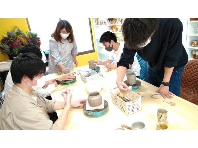 [5 minutes from Nagoya Station, Aichi] Pottery wheel experience. Practice + wheel production only for 45 minutes. Make one piece together with the instructor!の紹介画像