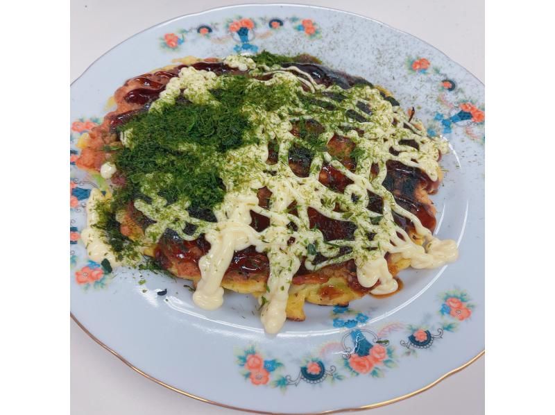 [โตเกียว/นิฮอนบาชิ] ประสบการณ์การทำอาหารญี่ปุ่นที่บ้านและประสบการณ์ชุดยูกาตะ ~ รวมมัทฉะและขนมชา (เดิน 2 นาทีจากสถานี)の紹介画像