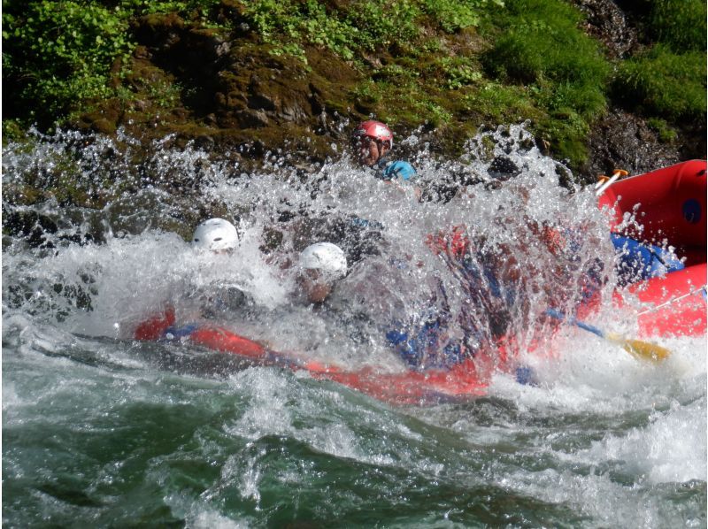 [Gunma/Minakami/Half-day rafting 3 hours] Group discount plan  Free equipment rental