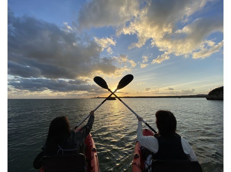 【石垣島/２時間】☆煌びやかなサンセット&times;夜のマングローブ&times;星空ナイトカヤック☆わくわくの大人気欲張体験ツアー♪【宮良川出発】の紹介画像