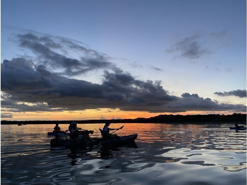 【石垣島/２時間】☆煌びやかなサンセット&times;夜のマングローブ&times;星空ナイトカヤック☆わくわくの大人気欲張体験ツアー♪【宮良川出発】の紹介画像
