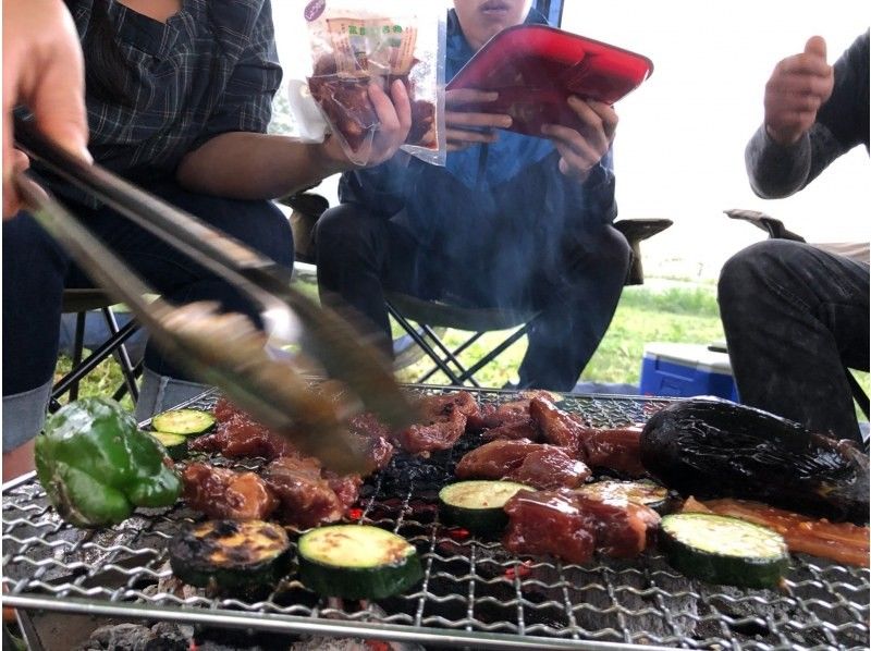 [Hokkaido/Furano] First river fishing & BBQ experience (completely private/day trip plan)の紹介画像