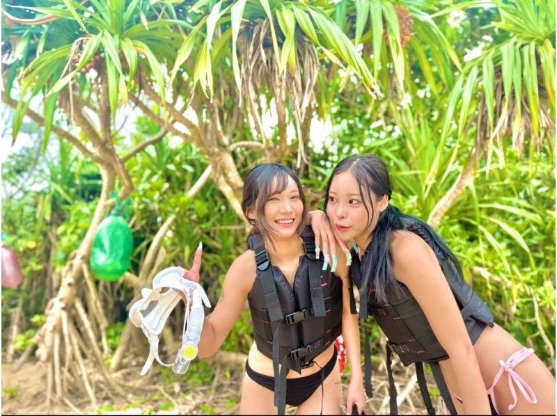 【ANA誌掲載】総口コミ1500件超★大人気ウミガメ大接近！？99.99%遭遇率【2歳〜85歳】ニモや熱帯魚に会える！当日予約OK・無料多数の紹介画像