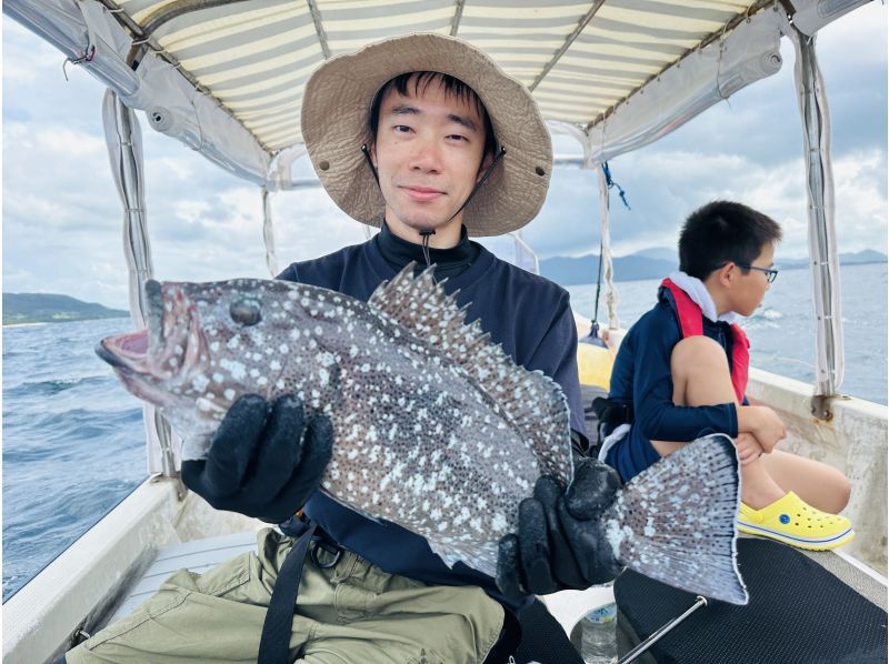 【石垣島】じっくり1日泳がせ釣り！大物を釣り上げろ！【石垣島の主を狙え！】の紹介画像