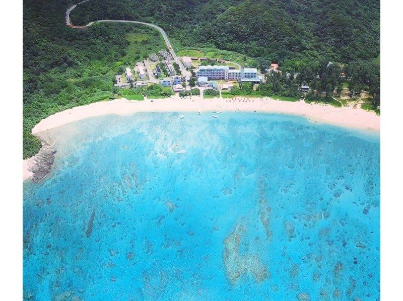 【那覇発／慶良間日帰り】チャータークルーザーで行く！慶良間諸島『渡嘉敷島』海がめシュノーケリングツアーの紹介画像