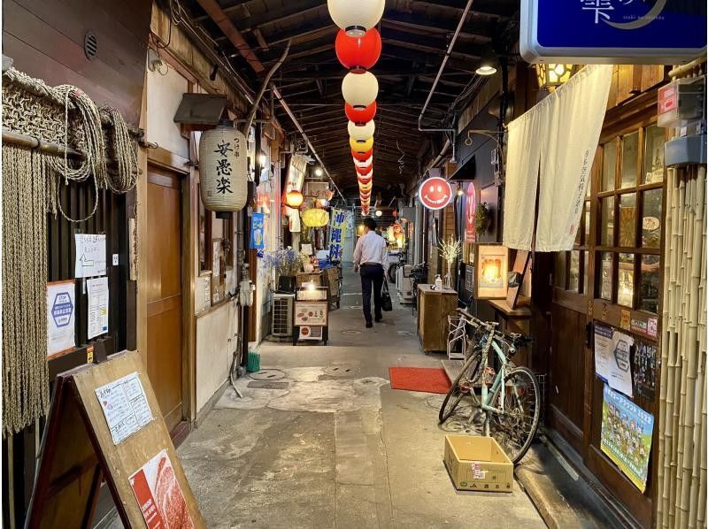 一晩で福岡グルメを大満足！100％地元民しか知らないディープな居酒屋ガイド／Bar Hoppingの紹介画像