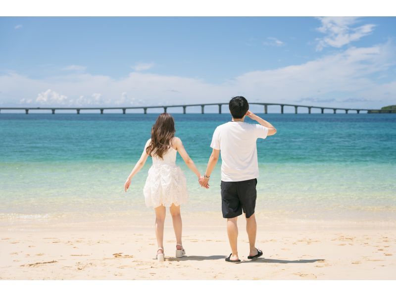 【宮古島・当日予約可】【絶景と撮る】カメラマンによる貸切ドローン ・一眼レフ撮影（縦撮影可能）の紹介画像