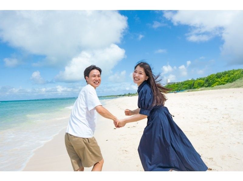 【宮古島 - 早鳥優惠！ 】【拍攝絕美景色】攝影師帶領的海灘攝影之旅の紹介画像