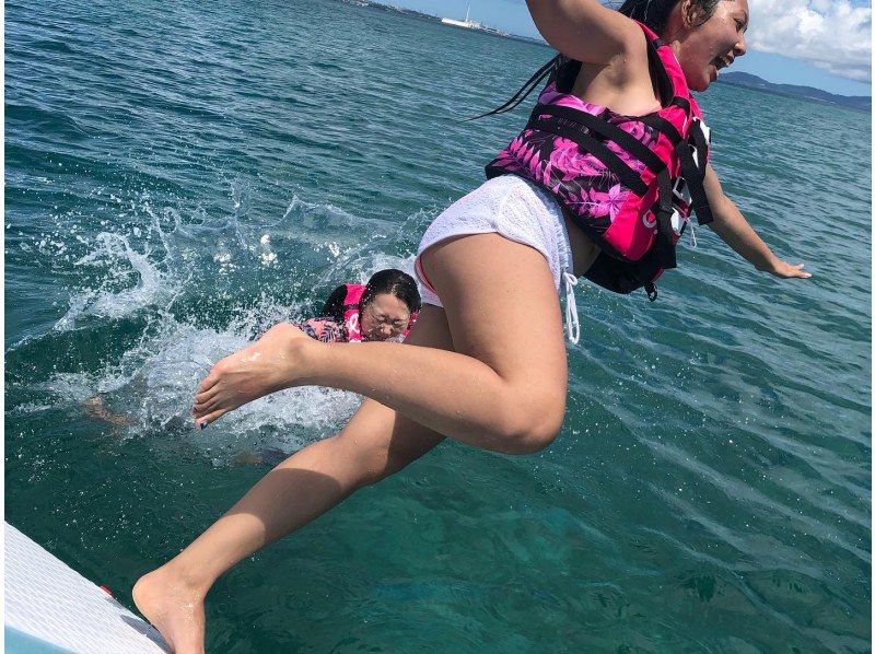 Very popular! You can even go to a deserted island! [From Hamahiga Island, Okinawa] Custom-made marine sports for 3 hours Very popular A greedy and luxurious 3-hour plan! If you're unsure, you can't go wrongの紹介画像