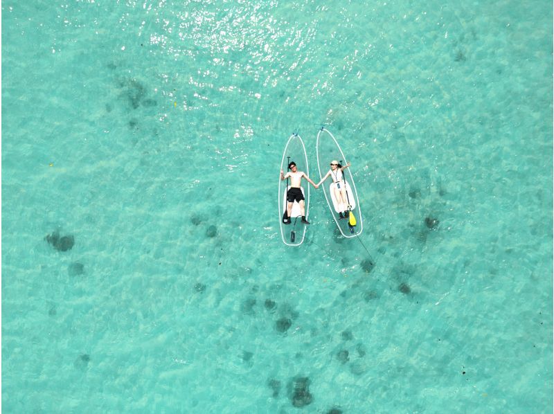 [Private tour for one group] Ishigaki Island's No. 1 beach "Kabira" Clear Sup tour "4K. Free drone video and photography" & "Free video recording of every moment during the tour with GoPro"の紹介画像