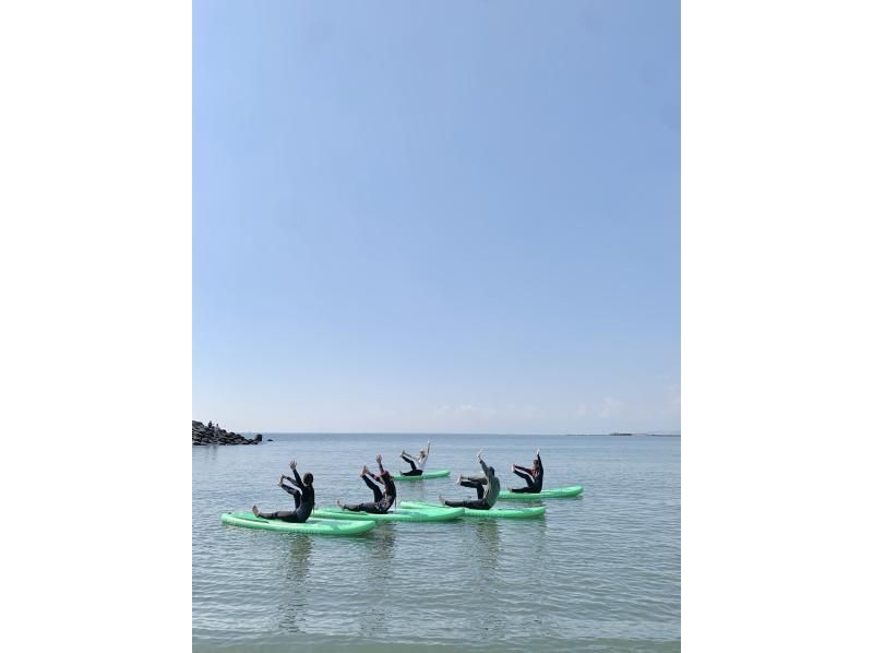 [Shonan/SUP Yoga] SUP yoga in the sea of ​​Chigasaki! Shonan 1 rich plan!! ︎Refreshing and extraordinary time!! ︎No need to worry even if you have no experience.の紹介画像