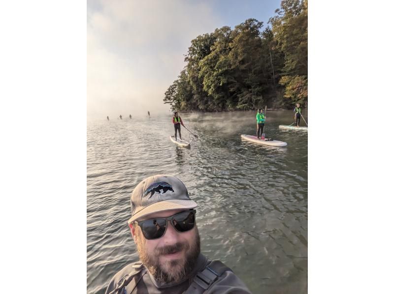 [Hokkaido, Sapporo, Chitose SUP experience] 100% English guided! SUP cruising on Lake Shikotsu, Japan's best water quality for 11 consecutive years! SIJ certified schoolの紹介画像