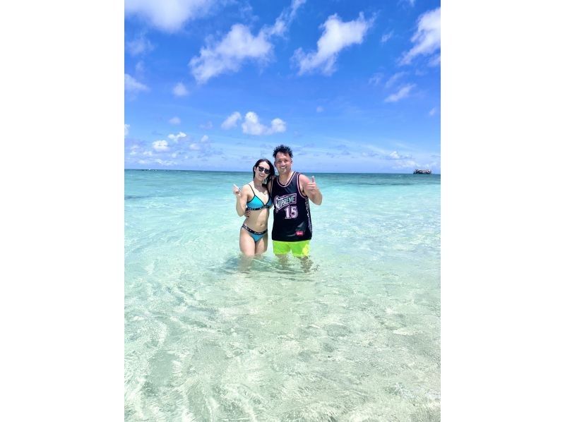  【ANA誌掲載】感動&大満足の半日★幻の島上陸ドローン撮影無料&times;ウミガメシュノーケル★【2歳〜85歳】写真・送迎無料！シャワー＆駐車場完備の紹介画像