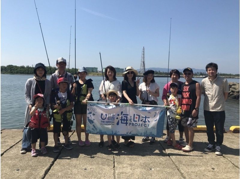[Weekday morning course] "Sea fishing experience class ★There is a prize for not going home ★" / Very popular with couples, families, and women ♪ / Includes cooking service for any fish you catch!の紹介画像