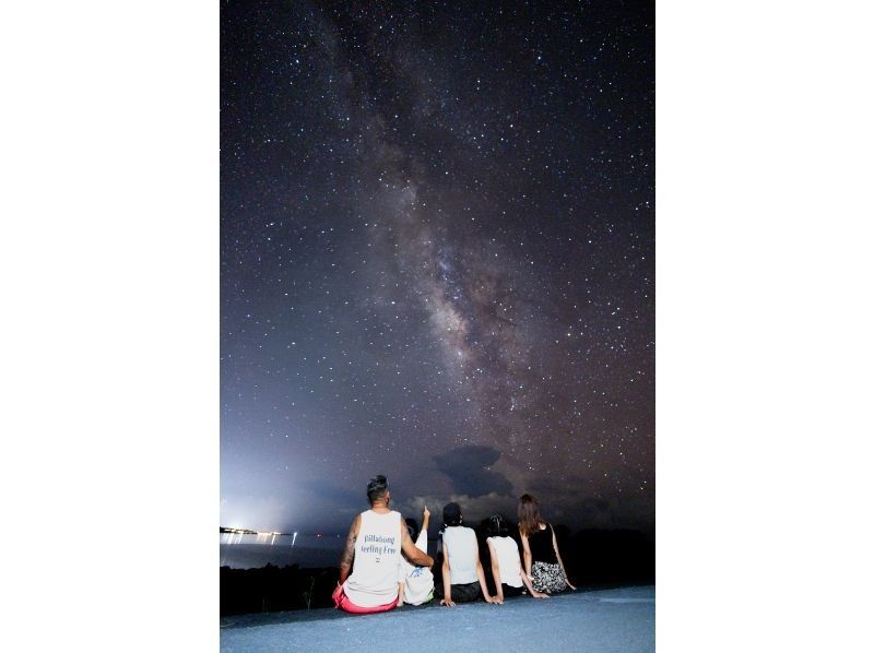 【石垣島／ナイトツアー】ヤシガニ遭遇率99%★天の川鑑賞★お子様連れにもおすすめ！夜のジャングルで生き物に触れよう★（写真データ無料）の紹介画像