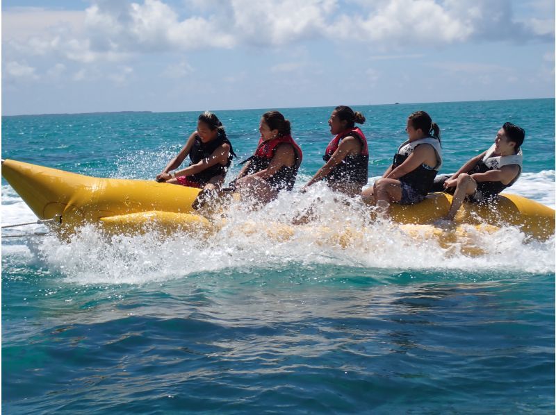 [Okinawa, Ishigaki Island] Unlimited use of towing tubes such as banana boats for half a day!!!の紹介画像