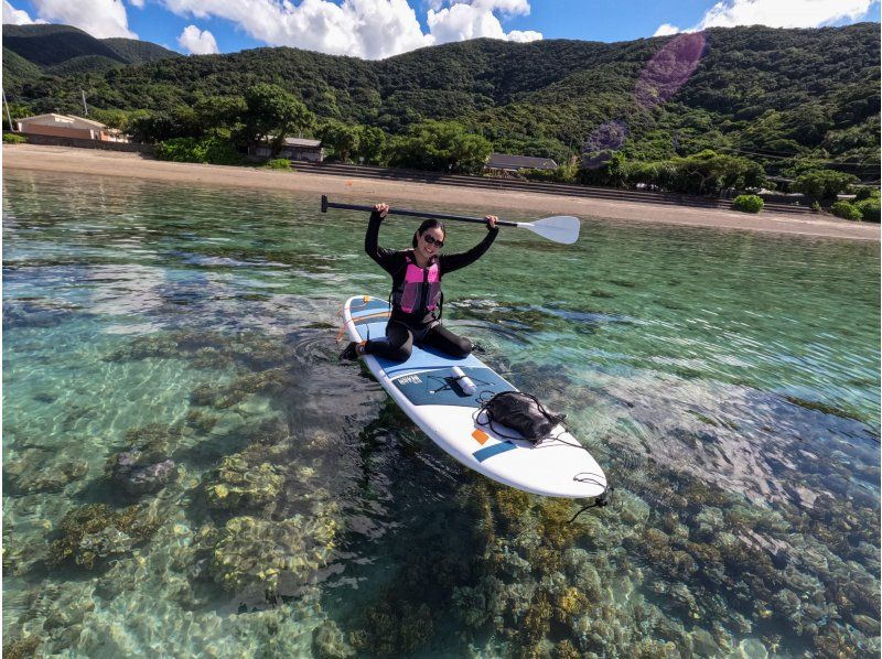[Enjoy SUP rental plan on the natural heritage site of Amami Oshima] 3 hours in the morning or afternoon. Beginners and men are welcome!の紹介画像