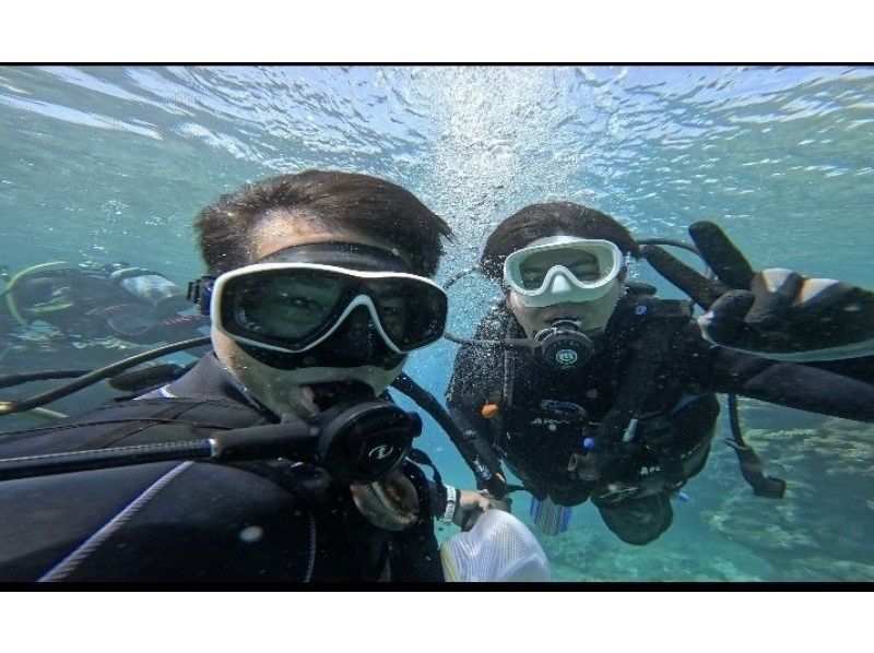 【沖縄・瀬底島/水納島】美ら海水族館近く、ボートで行く2ボート体験ダイビング！インストラクター貸し切りで初心者安心！ 送迎可！の紹介画像