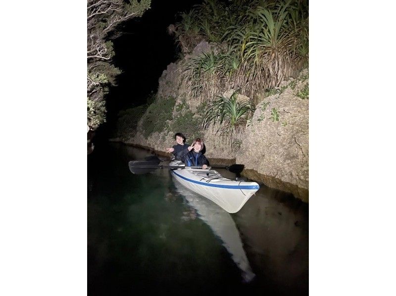 [Miyakojima] Special night kayak tour ★ Starry sky × bioluminescent insects ★ Landing on a hidden secret beach! <Photo data, video, gifts>の紹介画像