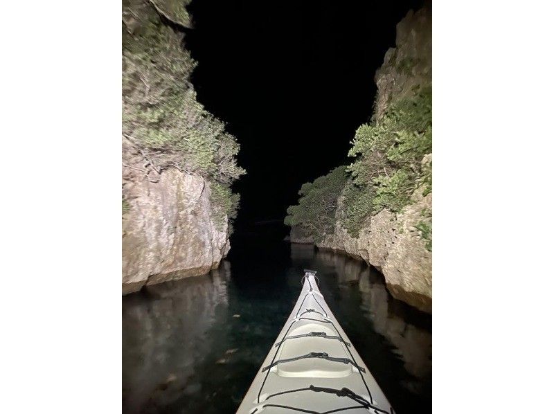 [Miyakojima] Special night kayak tour ★ Starry sky × bioluminescent insects ★ Landing on a hidden secret beach! <Photo data, video, gifts>の紹介画像