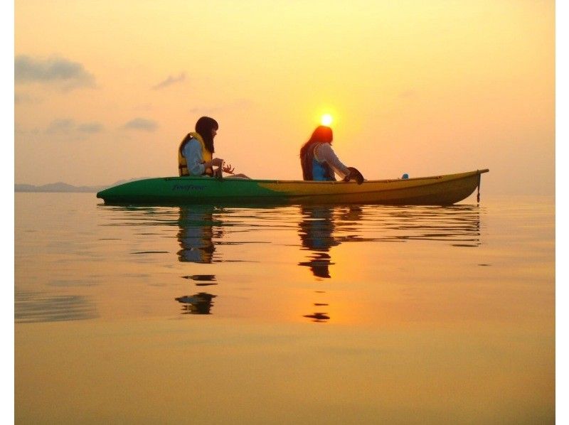 [Ishigaki island ・ One pair of chartered! 】 Impressive sunset! Mangrove & Sunset Kayak!の紹介画像