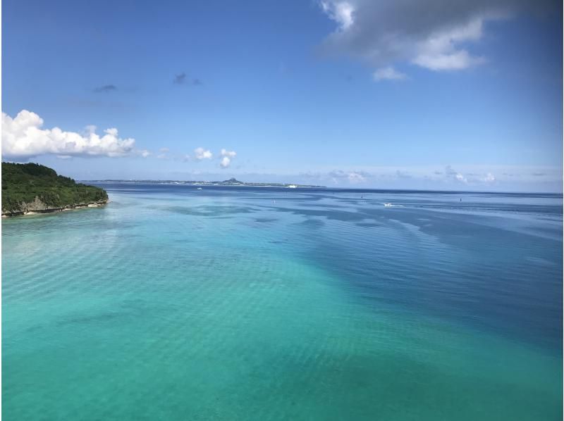 【沖縄・瀬底島】ウミガメが棲む海で開催　バナナボートで行くシュノーケリングツアー＆マリン１種 ４Kカメラ(GoPro)撮影無料プレゼント♪の紹介画像