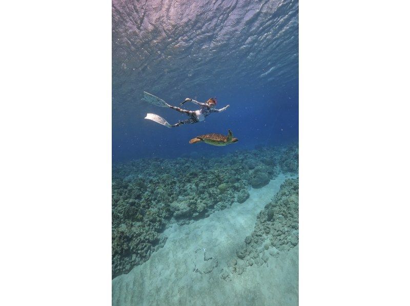 【沖縄・送迎無料】1日1組限定♡貸切フォトジェニックツアー♡ドローン撮影付き！思い出作りのお手伝い⭐︎の紹介画像