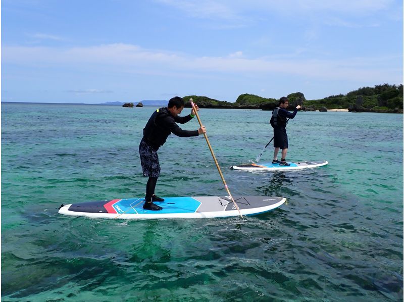 [Okinawa, Onna Village/Maeda Cape area] Enjoy the ocean known as Maeda Blue! Private SUP cruising tourの紹介画像