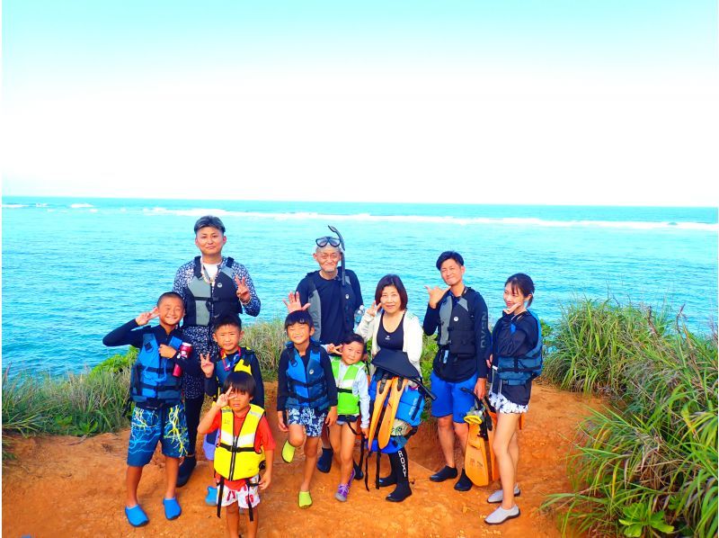 [Okinawa, Onna Village/Maeda Cape area] Enjoy the ocean known as Maeda Blue! Private SUP cruising tourの紹介画像