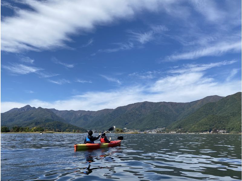 【山梨・河口湖】年末年始限定！富士山が高確率で見えるカヤックツアー！幻想的な風景を堪能ツアー　気持ちの良い朝活！の紹介画像