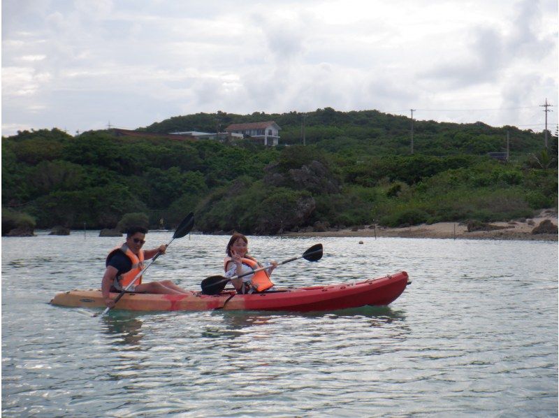 [Okinawa, Miyakojima] Recommended for families and groups! Private kayak and snorkel tour!の紹介画像