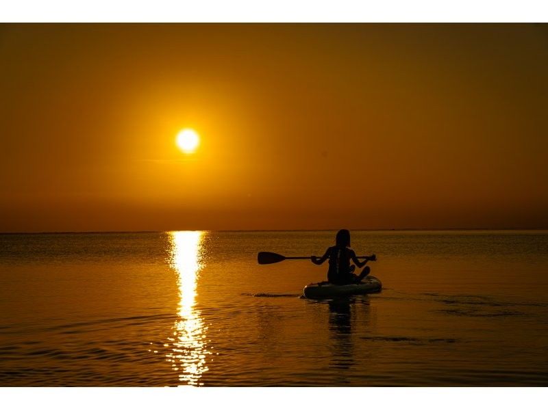 [one group per day - SUP/Kayak] Ishigaki Island's first! Superb sunset & natural monument mangrove