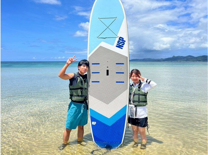 【1組様貸切/3時間半】石垣島の海を半日で満喫！トロピカルSUP＆シュノーケリング！女性ガイドが担当/送迎・写真込み/手ぶら参加◎の紹介画像