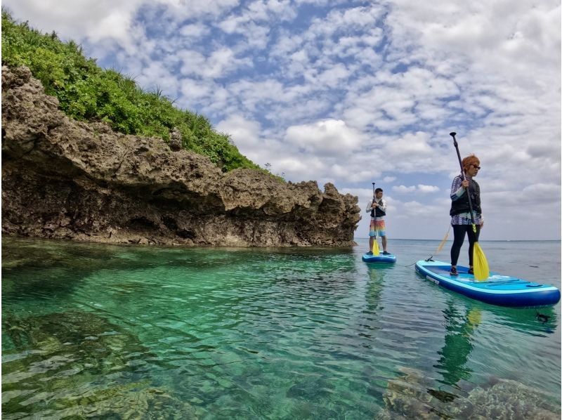 [Okinawa, Miyakojima] Anyone from 7 to 79 years old can participate! SUP experience where you can meet sea turtlesの紹介画像