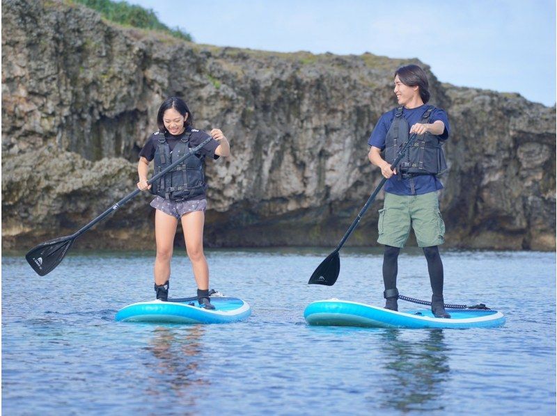 [Okinawa, Yonaguni Island] Enjoy the great outdoors on a remote island! SUP/canoe x snorkel plan to explore the oceanの紹介画像