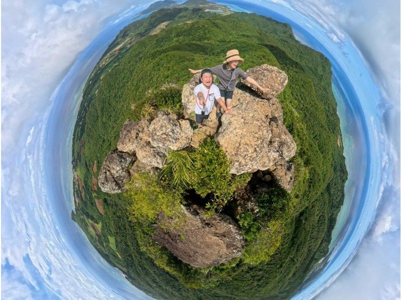 【1組様貸切/3時間】お手軽★絶景の山頂を目指すトレッキングツアー！女性ガイドが担当/送迎・写真込み/手ぶら参加OKの紹介画像