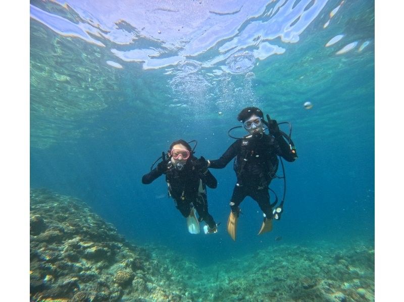 【美ら海SUP＆青の洞窟体験ダイビング欲張りツアー両方真栄田岬近辺開催・時間を最大限に活用【沖縄・恩納村】多言語対応可能!!!の紹介画像