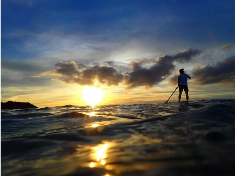 Same-day reservations welcome ★ [Okinawa, Onna Village] Spectacular sunset SUP cruise! Ultimate relaxation, beginners welcome, GoPro footage giftの紹介画像