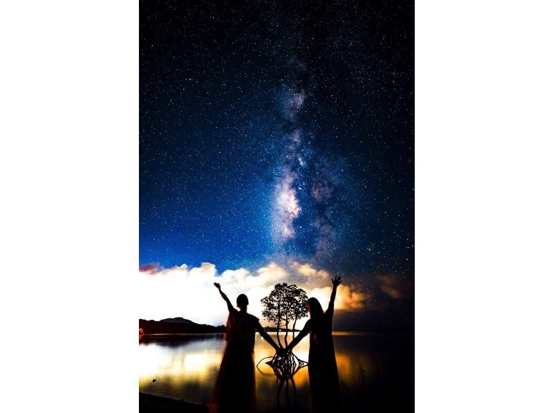 【当日予約OK】☆星空フォト☆美ら星マイスターが撮影&解説つき☆日本一満点の星☆19時30分〜【写真無料】【送迎無料】の紹介画像