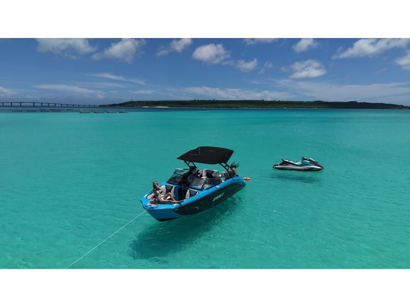 [มิยาโกจิมะ] บริการเช่าเจ็ทสกี (1 ชั่วโมง) ทัวร์ชมเกาะลับ (สามารถใช้เรือหลายลำได้) พร้อมไกด์มืออาชีพの紹介画像