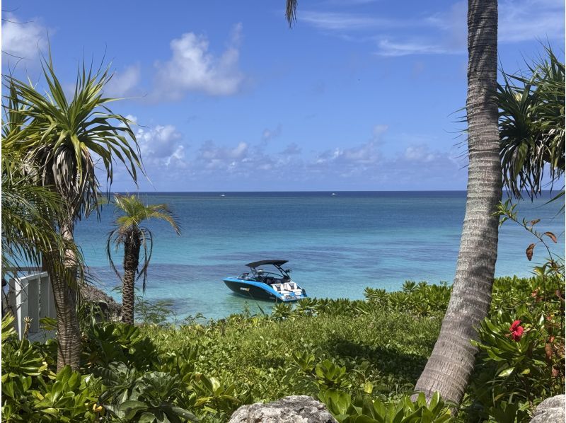 【宮古島】ドローン空撮付きジェットスキーレンタル〈1時間〉秘境ツーリング｜プロガイド同行の紹介画像