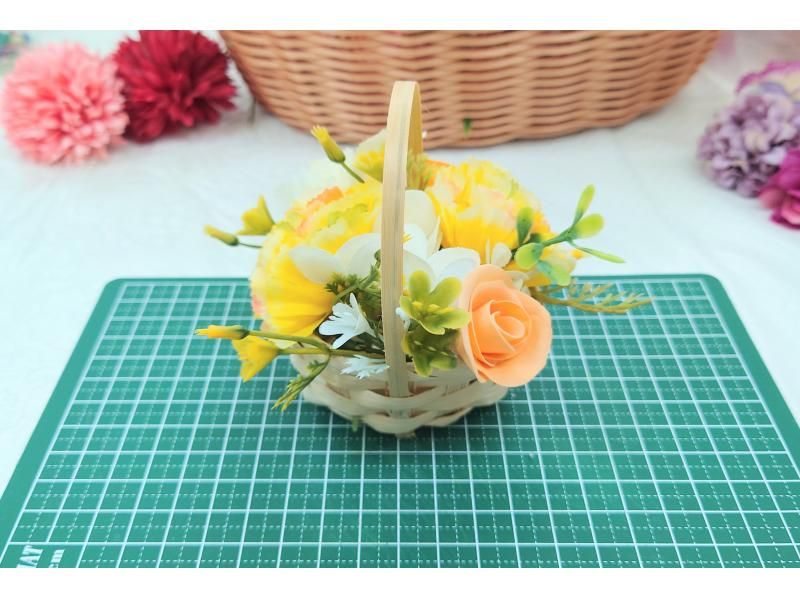 【香りの花かご】小さくて可愛い♪　デスク・玄関・お手洗いに飾って香るお花のインテリア！母の日にも♪ 当店オリジナルメニュー の紹介画像