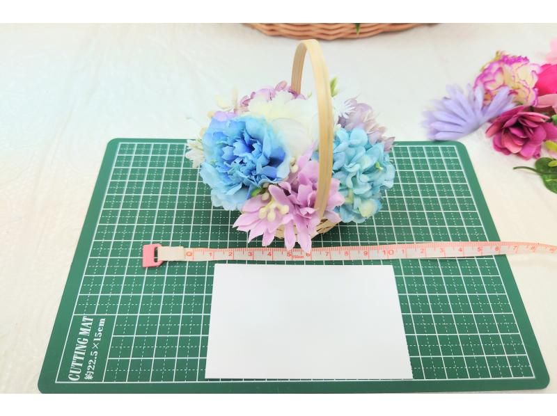 【香りの花かご】小さくて可愛い♪　デスク・玄関・お手洗いに飾って香るお花のインテリア！母の日にも♪ 当店オリジナルメニュー の紹介画像