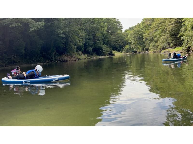 [Saitama, Tokigawa, Arashiyama Town] 1.5 hours from Ikebukuro ♪ SUP down the river! Experience time is 2 hours! Beginners, families, couples, and dogs are all welcome! Tour photos included!の紹介画像