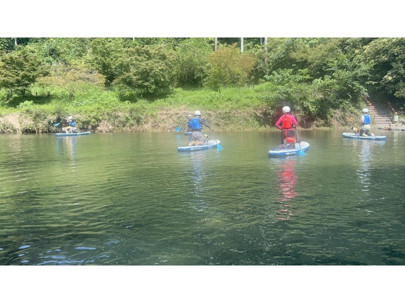 [Saitama, Tokigawa, Arashiyama Town] 1.5 hours from Ikebukuro ♪ SUP down the river! Experience time is 2 hours! Beginners, families, couples, and dogs are all welcome! Tour photos included!の紹介画像