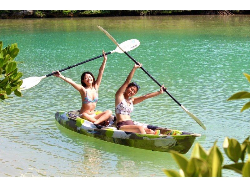 [Irabu Island/half day] Pick-up service available! Miyako blue and mangroves at the same time! Sea mangrove SUP/canoe tour!の紹介画像